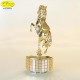 CAVALLO RAMPANTE SU BASE GIREVOLE MUSICALE GOLD - Cm. 12 x 8 - Elementi SWAROVSKI